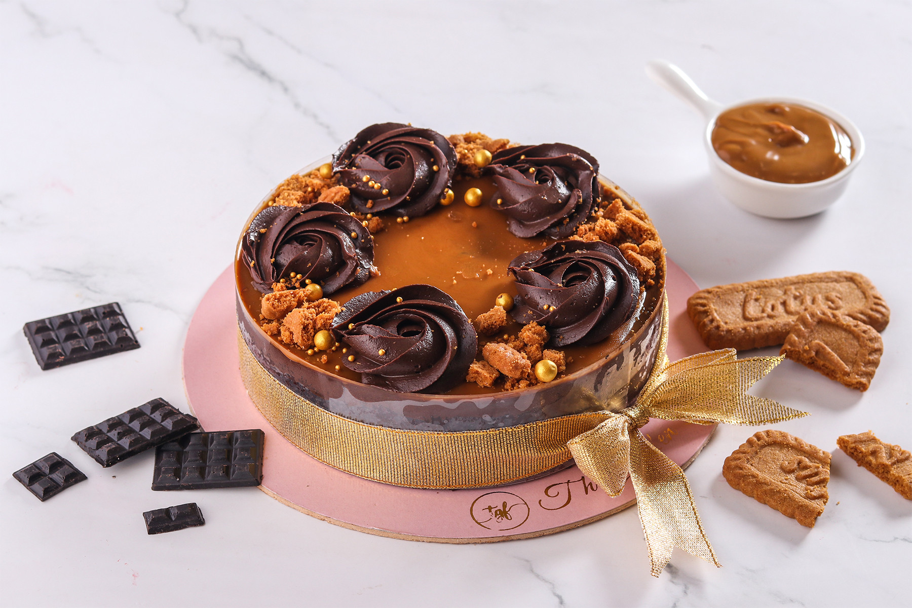 Choco Biscoff Layered Cake