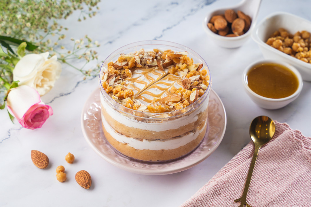 Butterscotch roasted almond tub